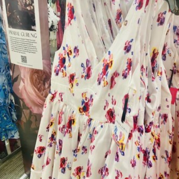 Prabal Gurang dress. Size 18. NWT. MRSP $59. Watercolors - Picture 4 of 5